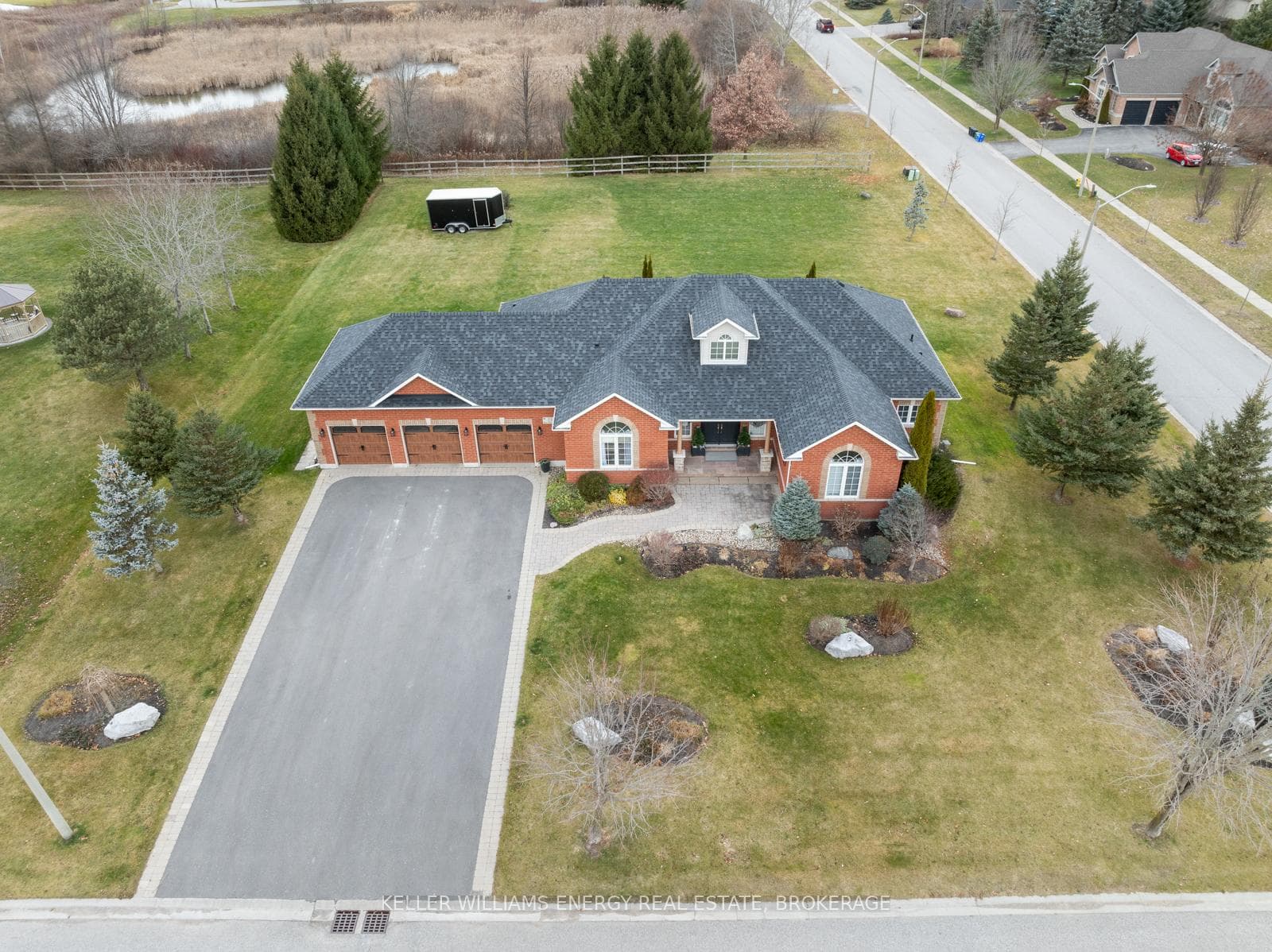 23 Brae Valley Court photo 38