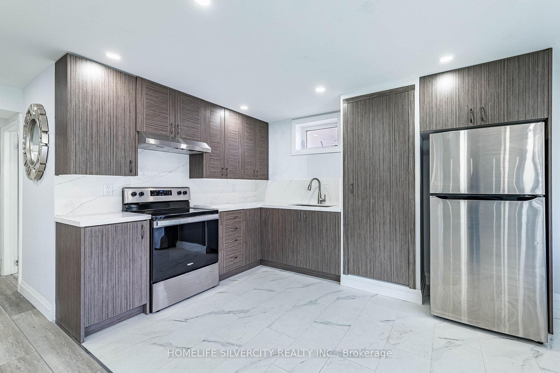 33 Rainbrook Close photo 46
