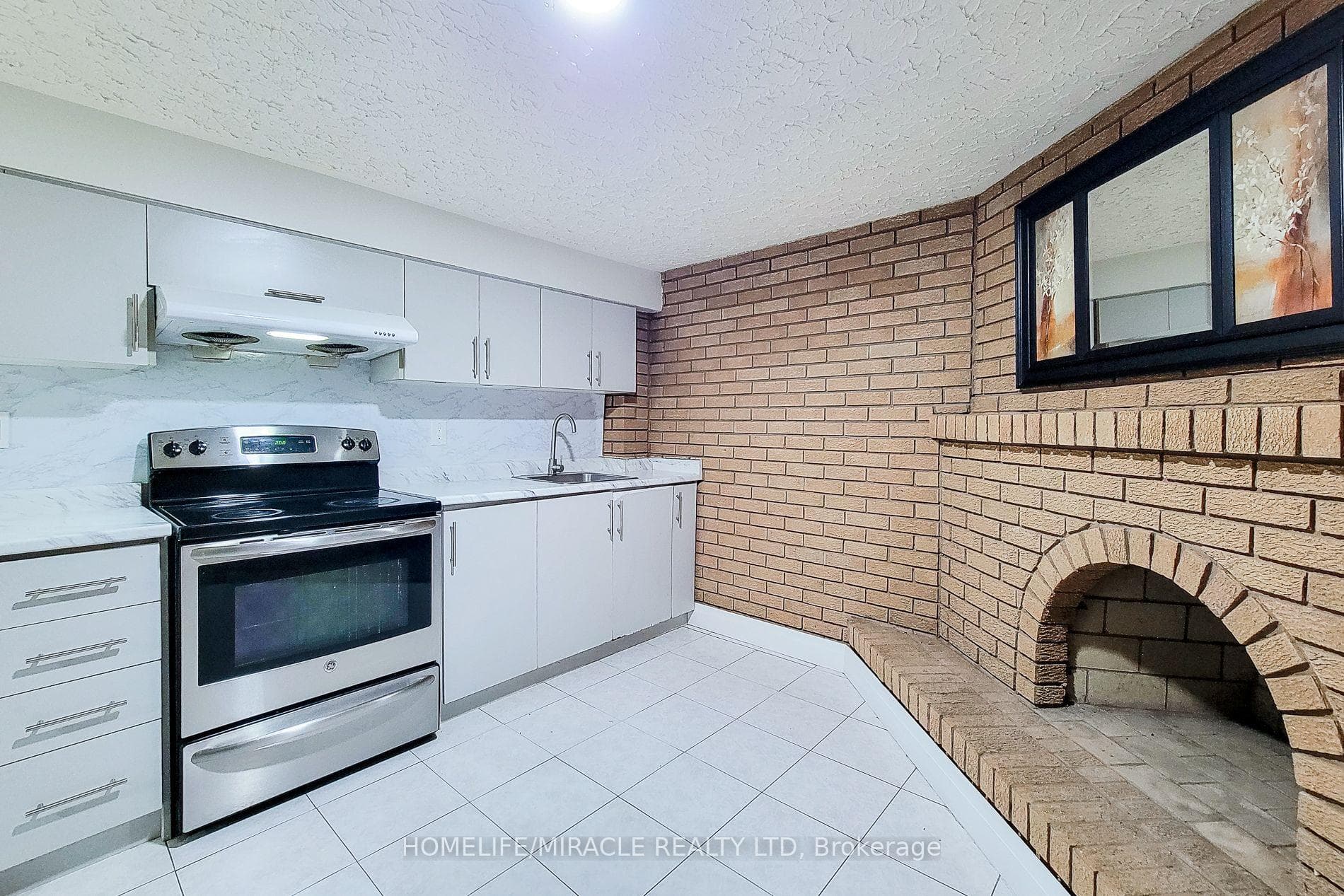 12 Maitland Avenue photo 36