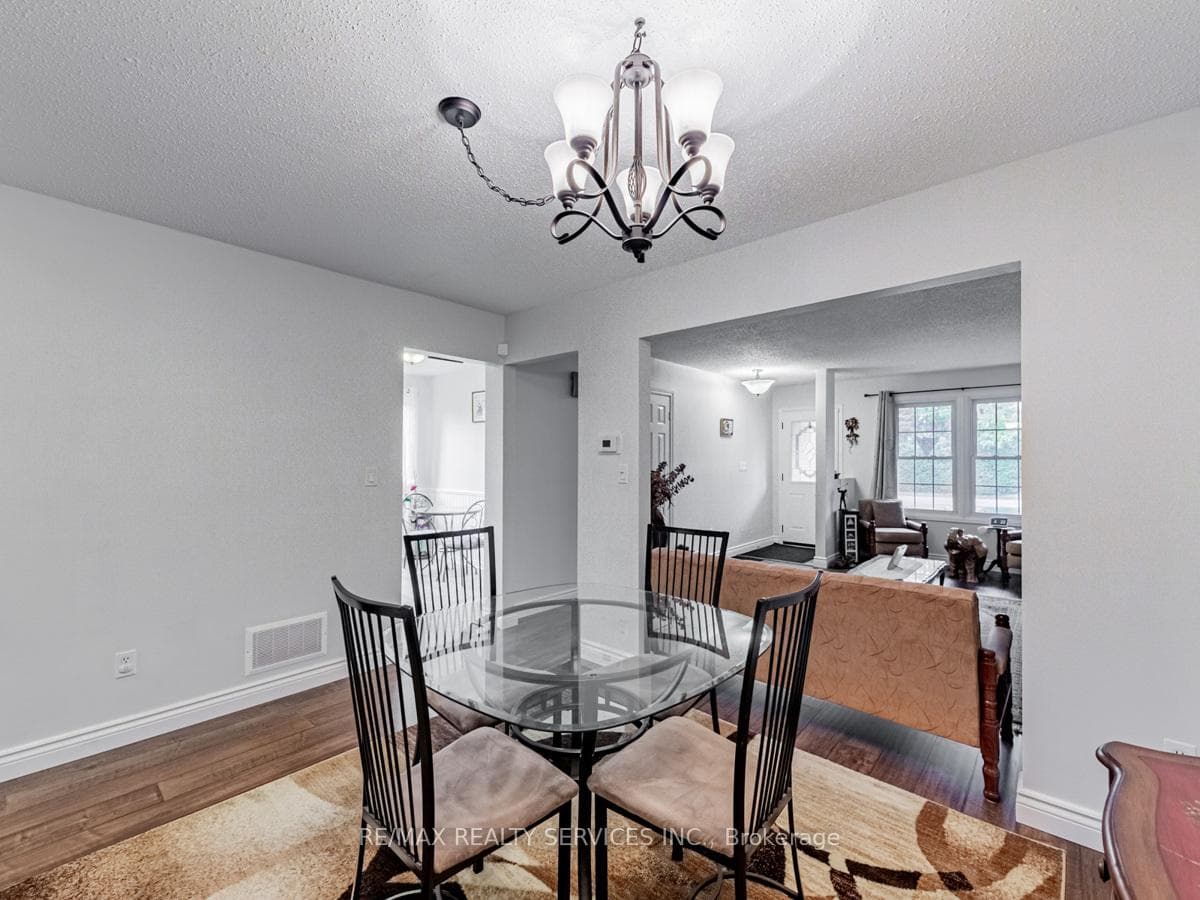 410 Sunset Boulevard photo 6