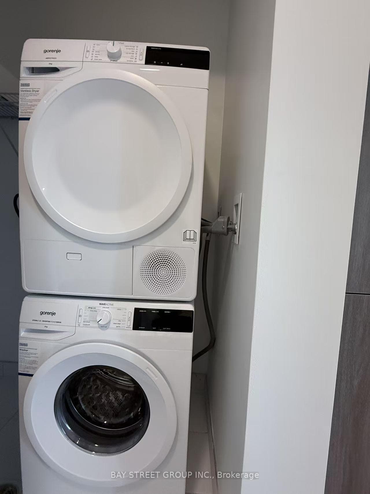 28 Interchange Way Unit 610 photo 13