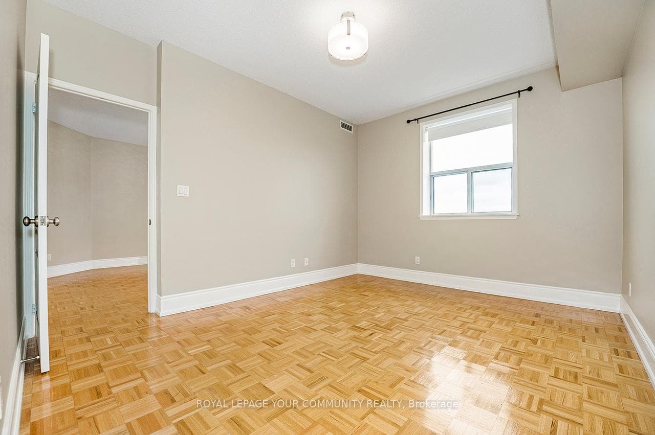 7373 Martin Grove Road Unit 621 photo 9