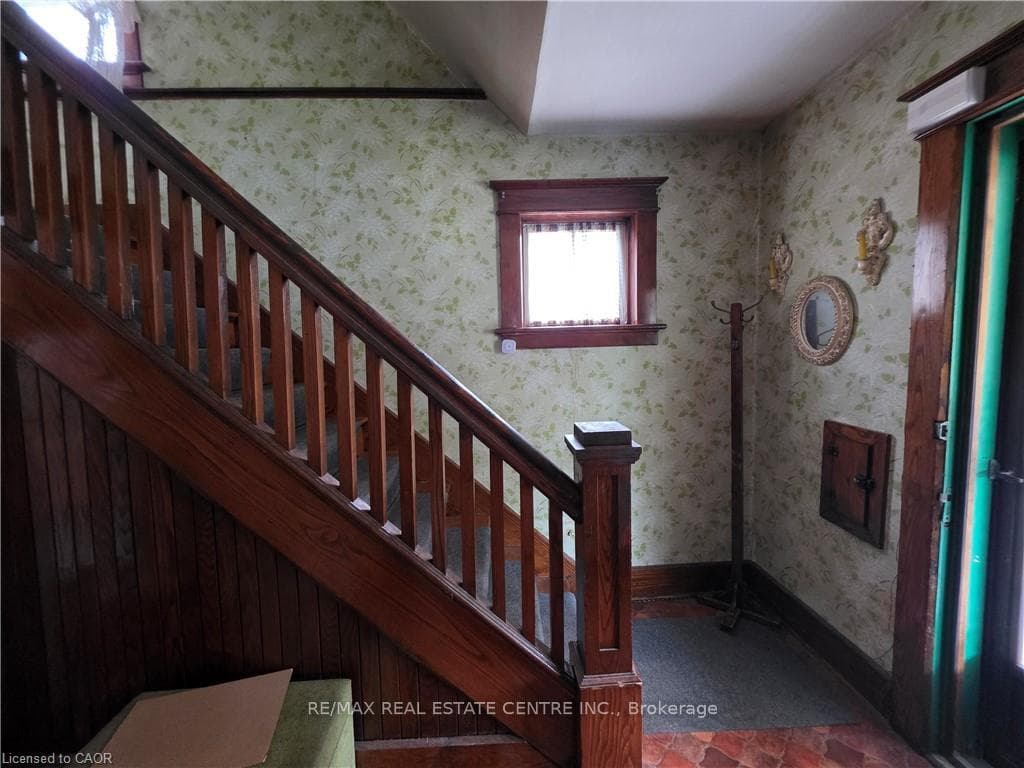 20 Fairview Avenue photo 21