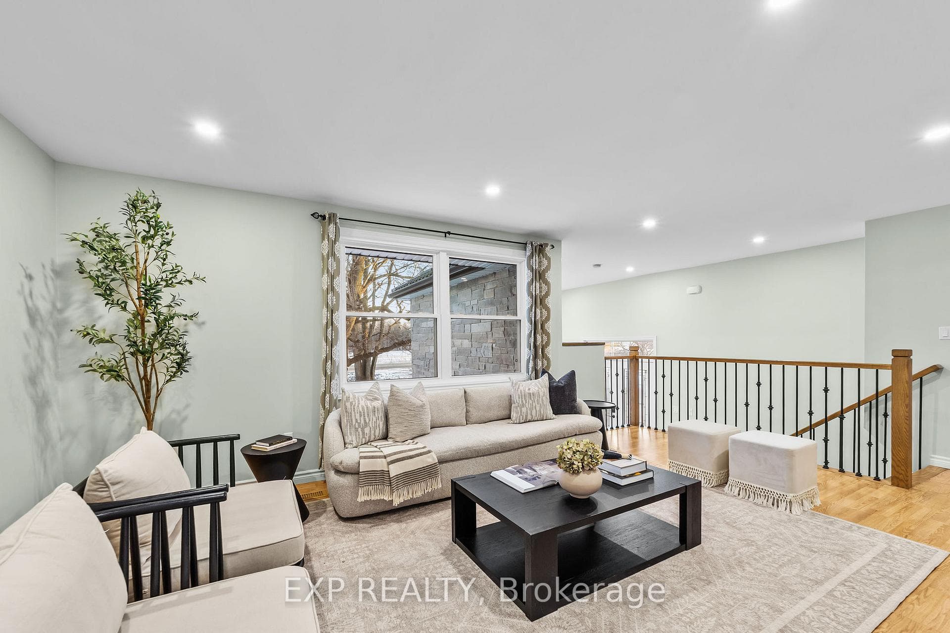 9122 Parkhouse Drive photo 8