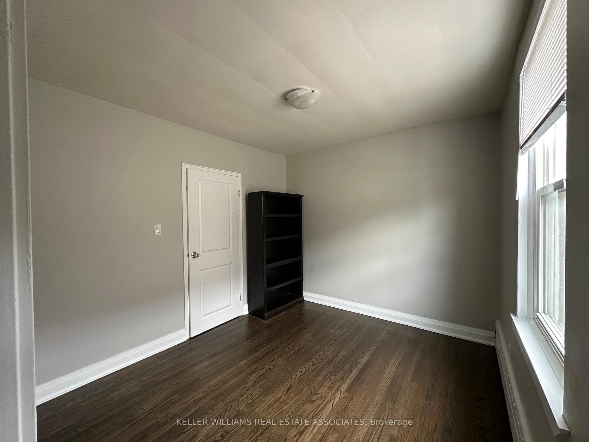 6 Seventeenth Street Unit 4 photo 3