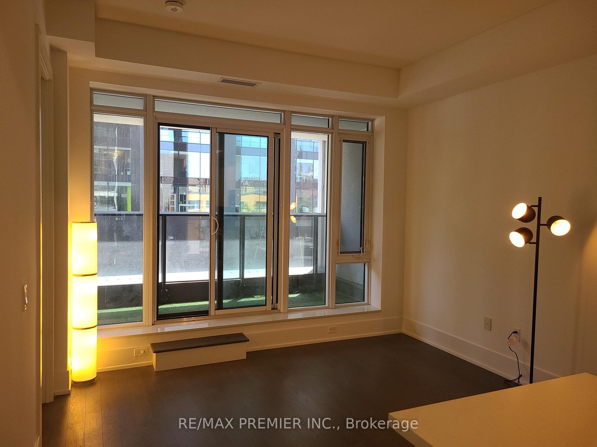 330 Richmond Street Unit 202 photo 8
