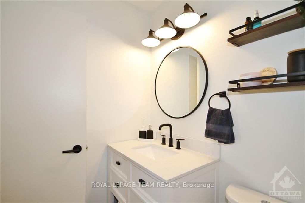 212 VIEWMOUNT Drive Unit 105 photo 22
