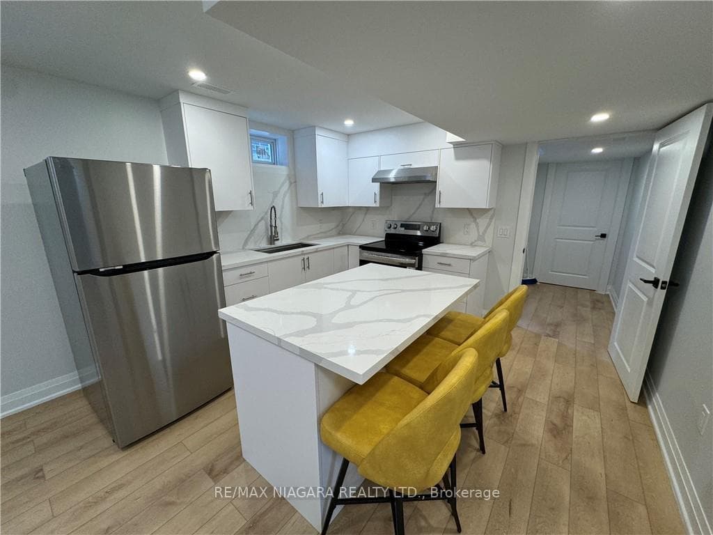 7872 Seabiscuit Drive Unit LOWER photo 4