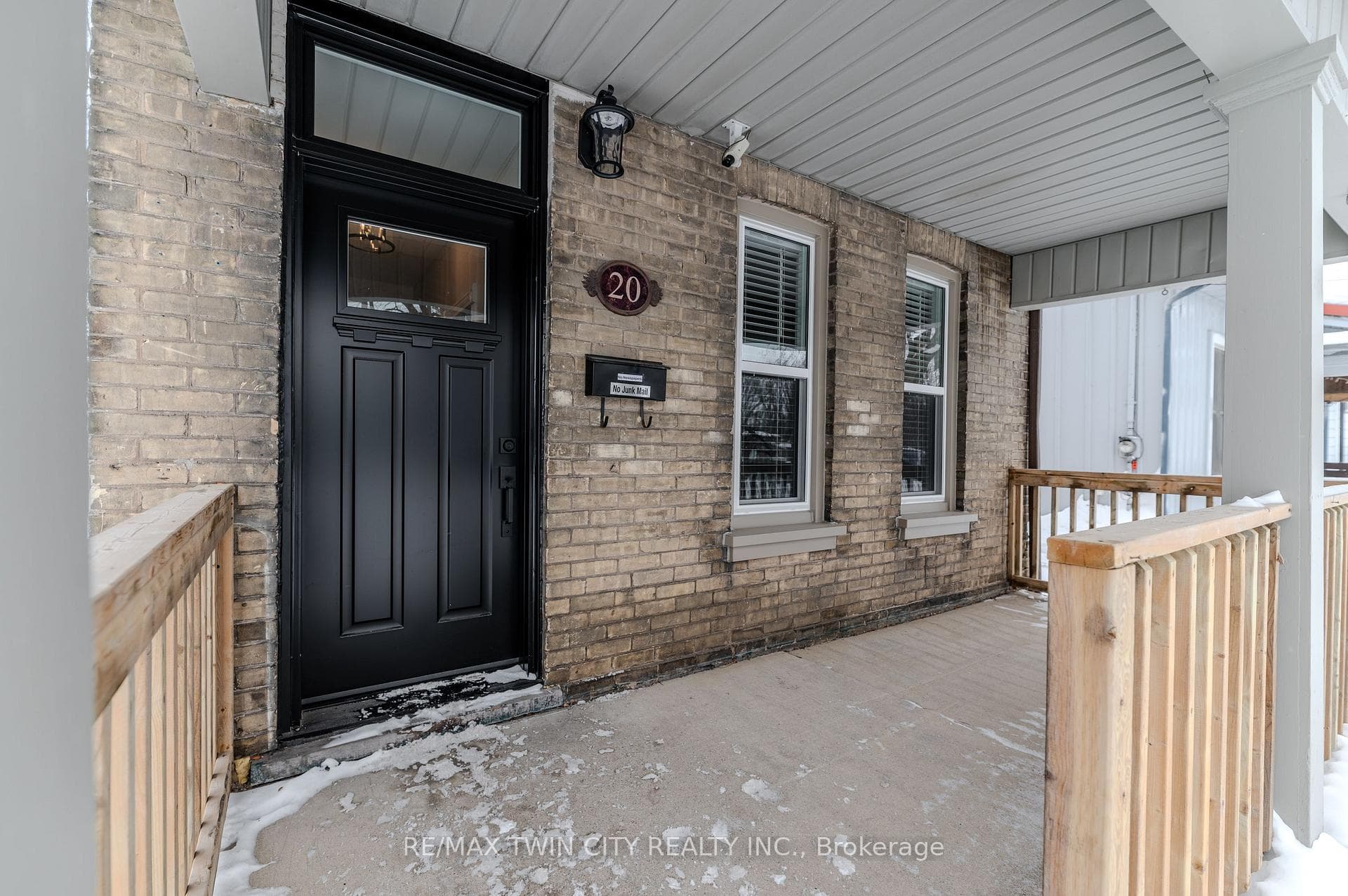 20 Sherwood Drive photo 8