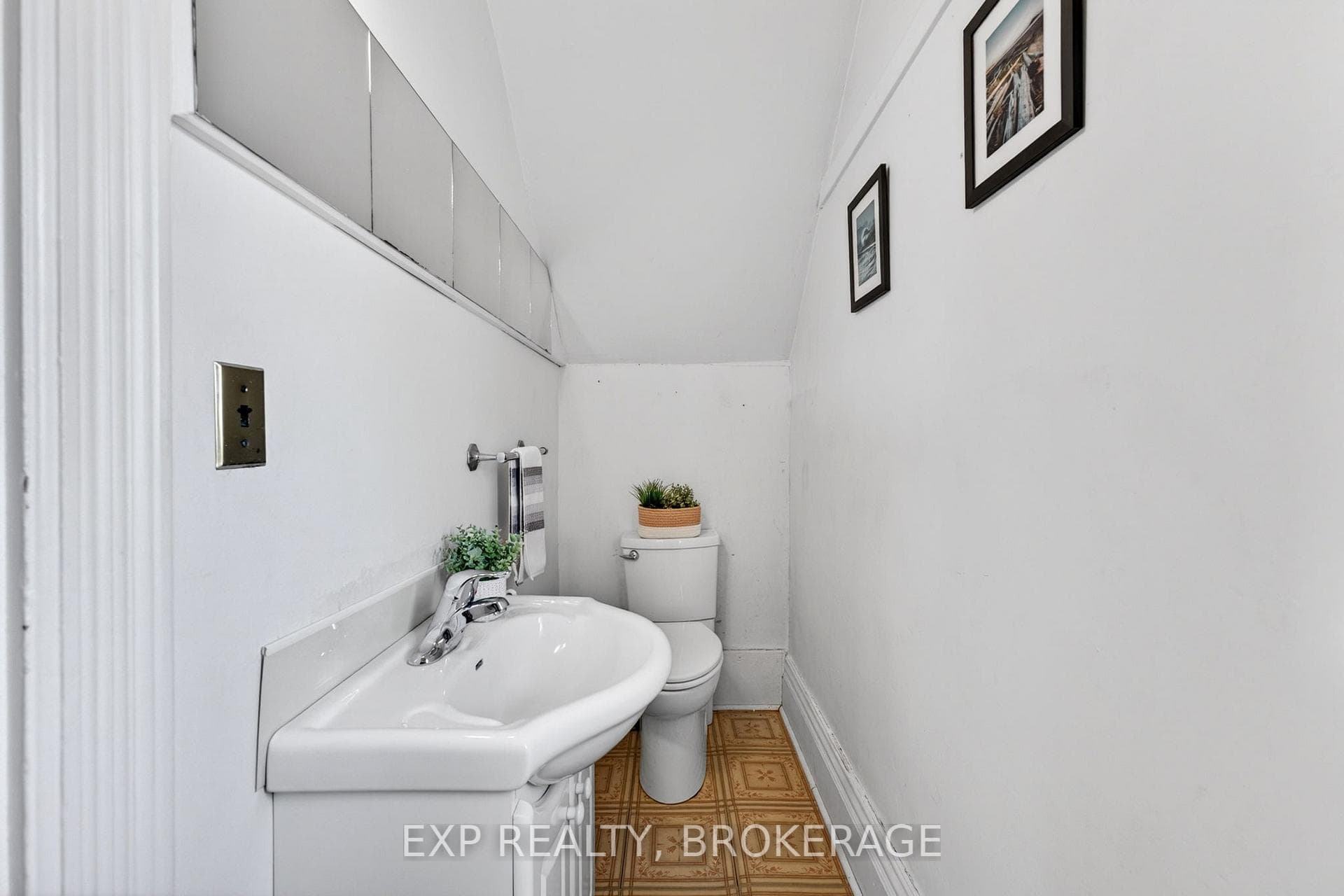 52 Daniel Street photo 17
