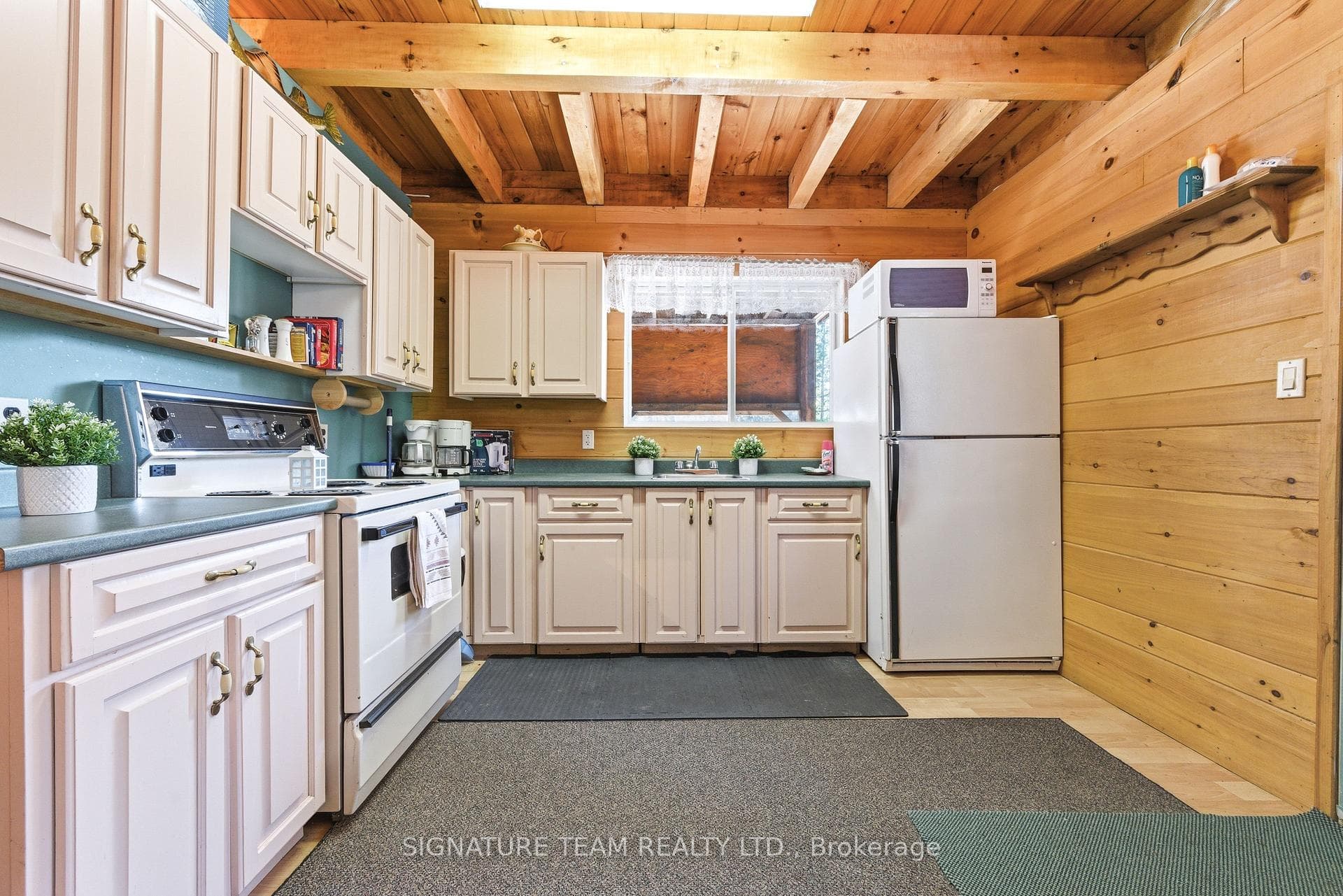 527 B Lorwell Lake Drive photo 10