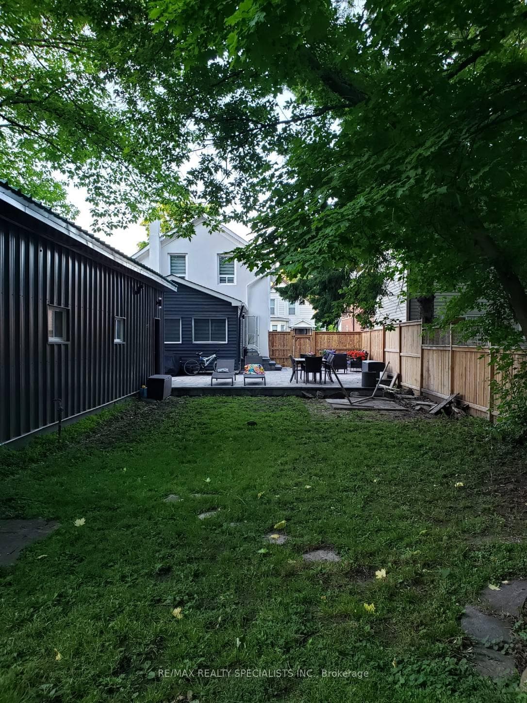 86 Mill Street photo 22
