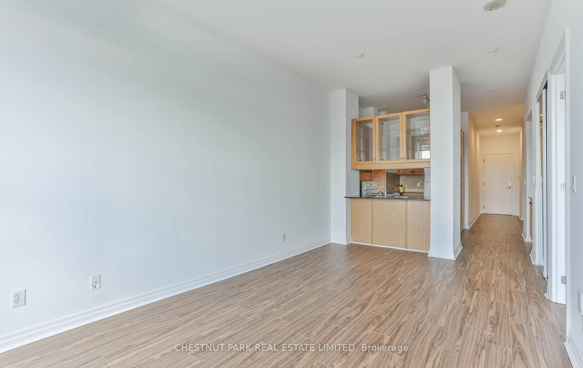 797 Don Mills Road Unit 404 photo 13
