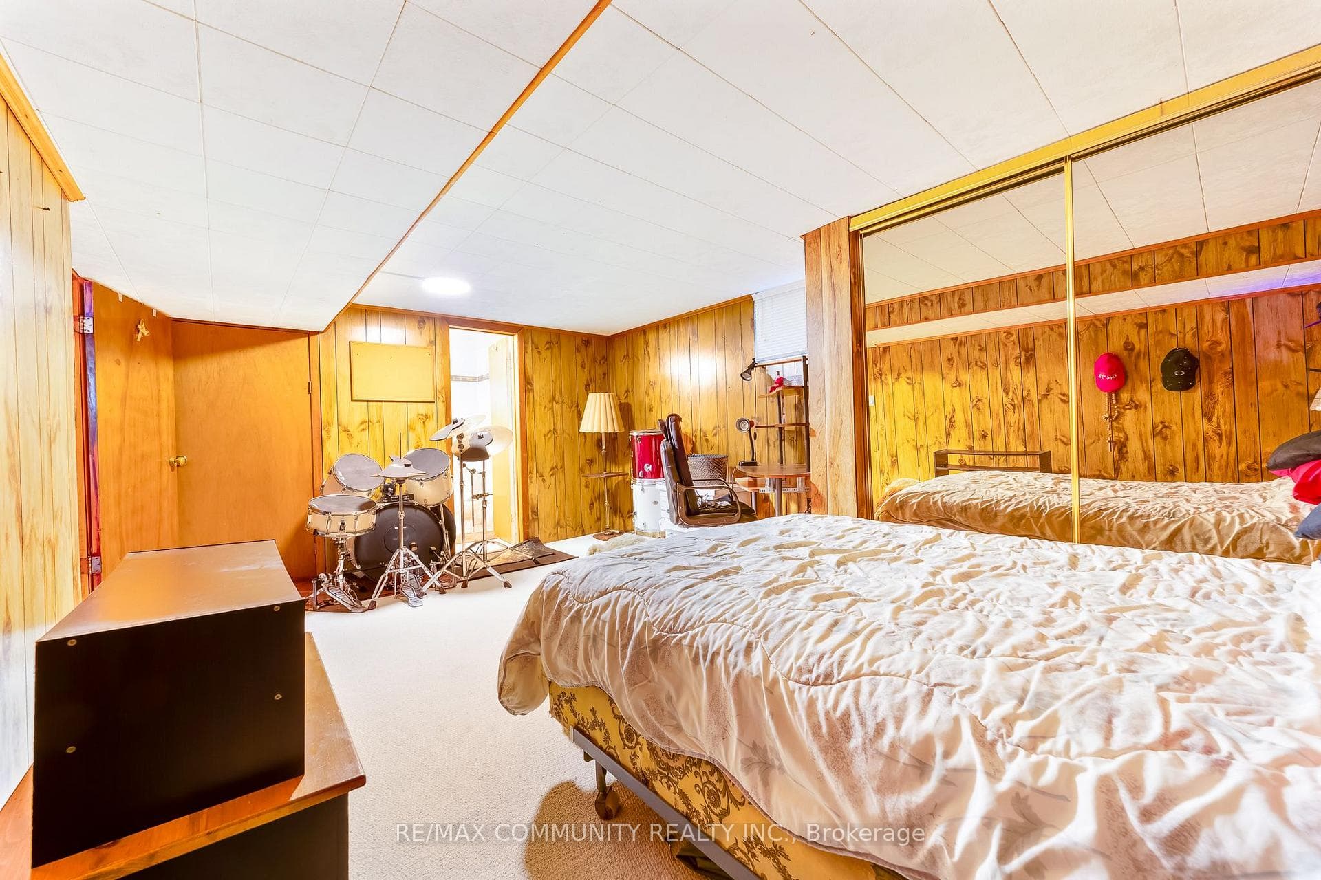 764 Brimley Road photo 32