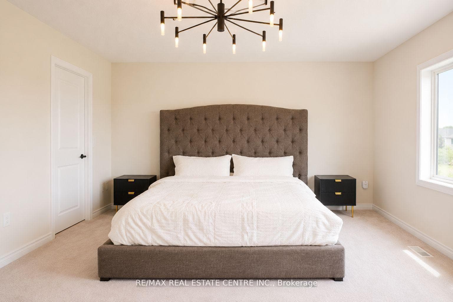 15 Cahill Drive photo 31