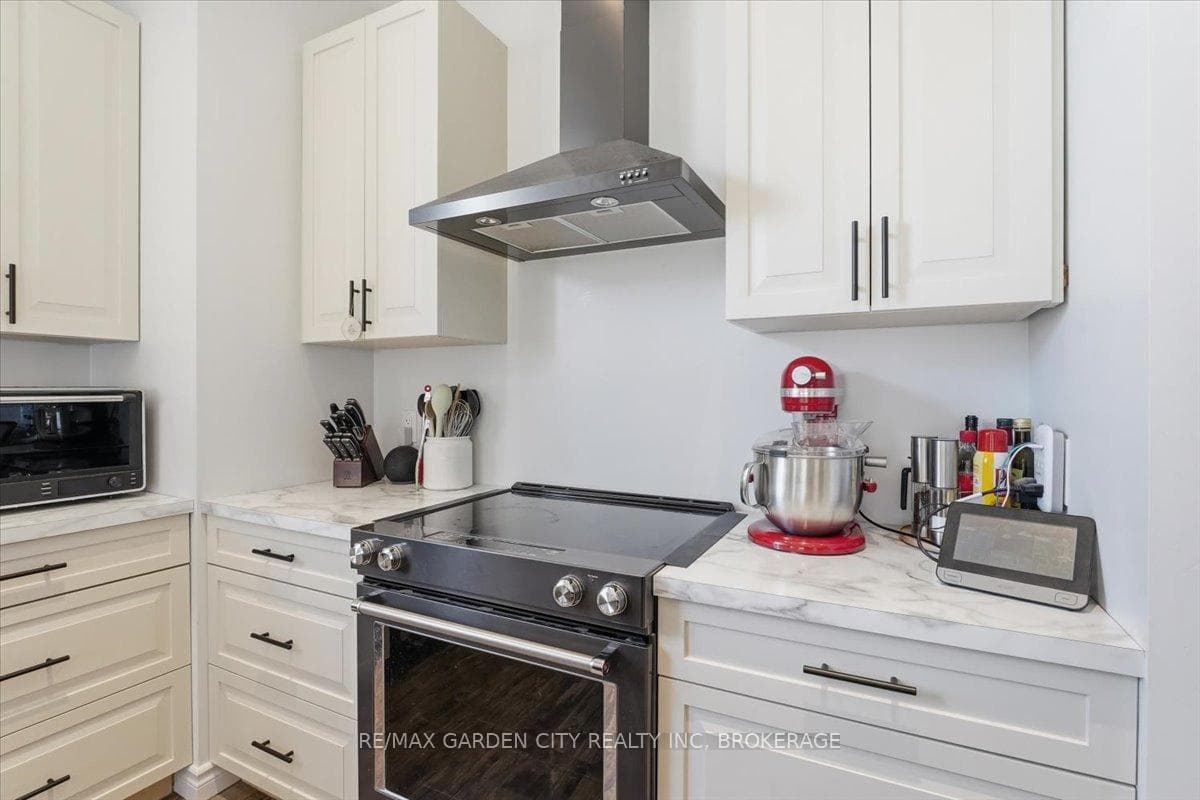 782 North Shore Drive photo 14