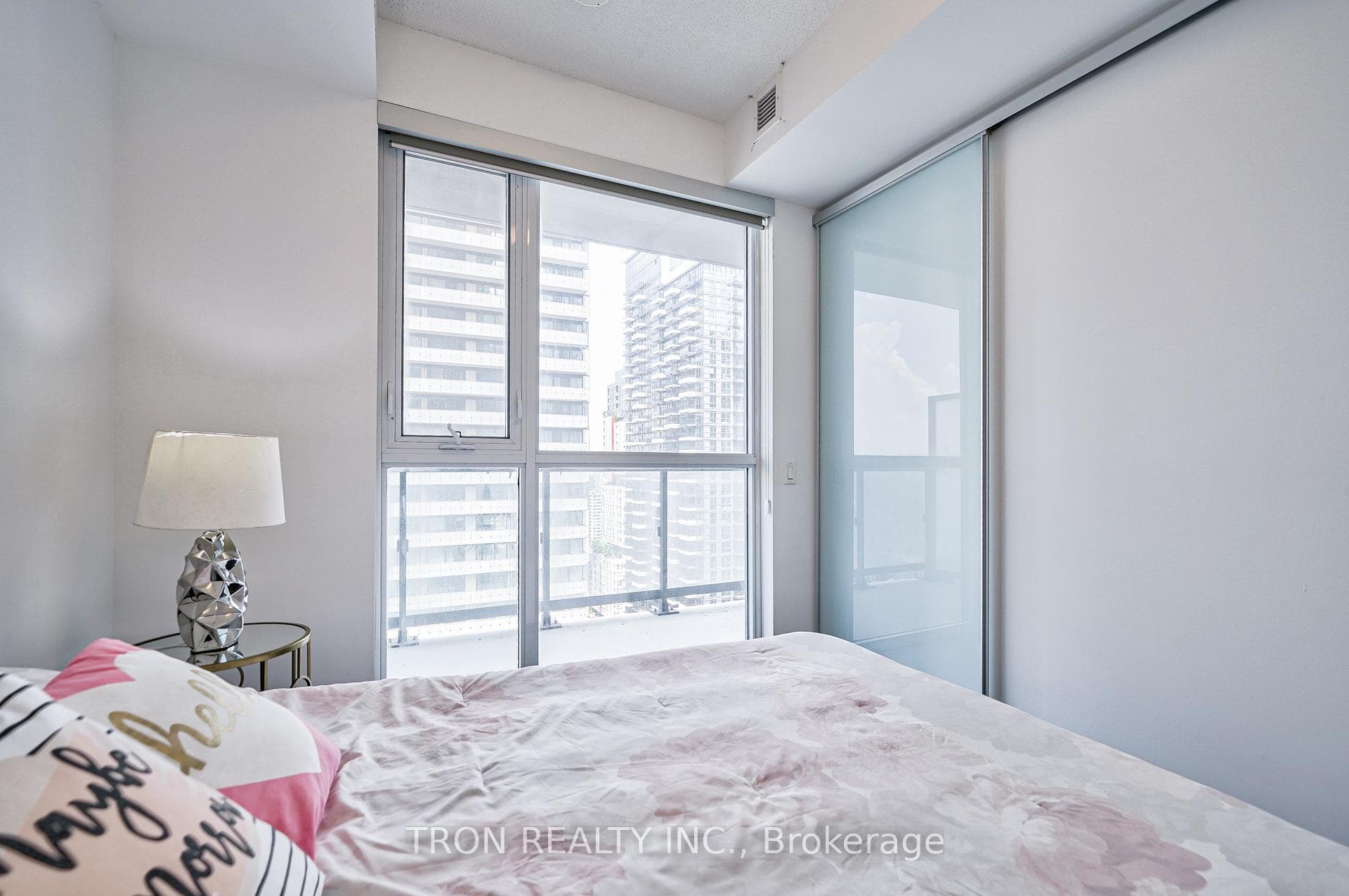 87 Peter Street Unit 3108 photo 31