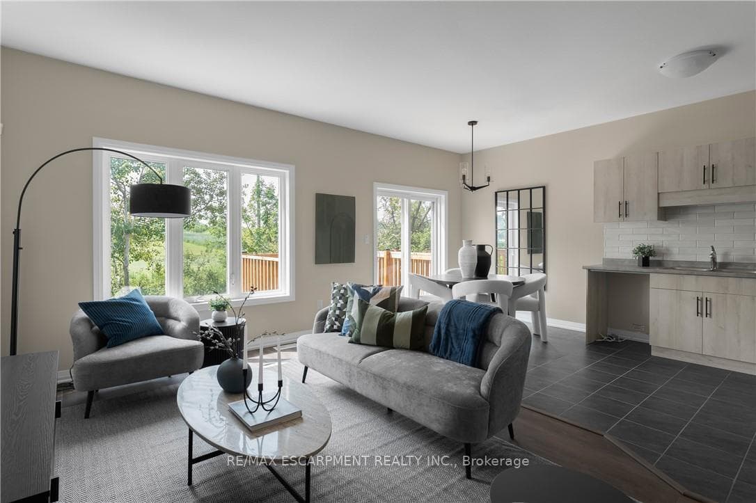 142 Willson Drive photo 20