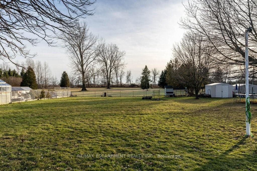 9793 Dickenson Road photo 45