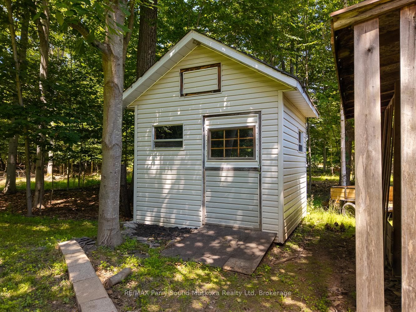 113 Bayview Drive photo 33
