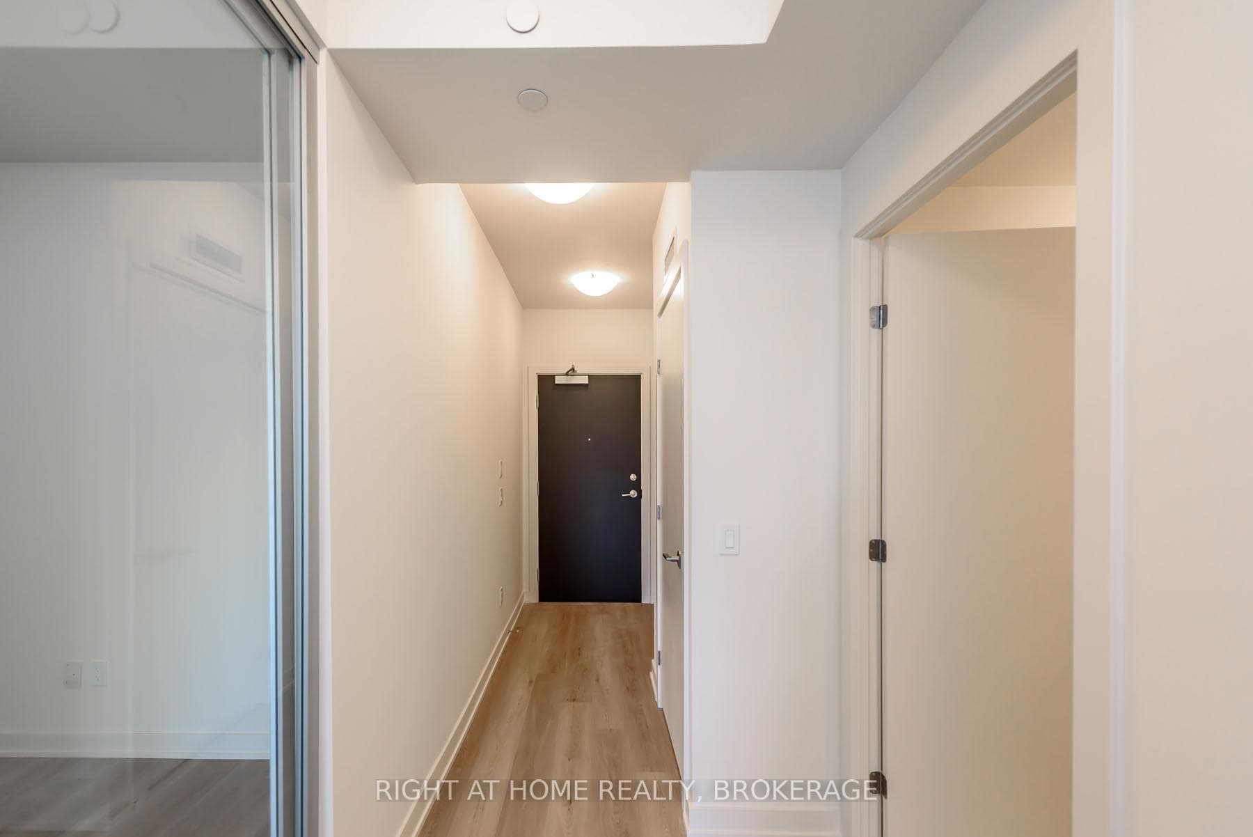 385 WINSTON Road Unit 712 photo 14