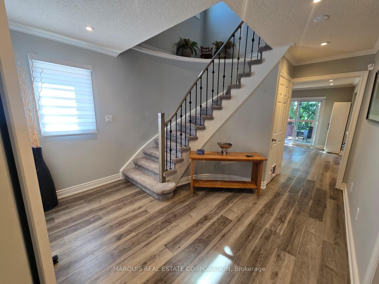 198 Forsyth Road photo 14