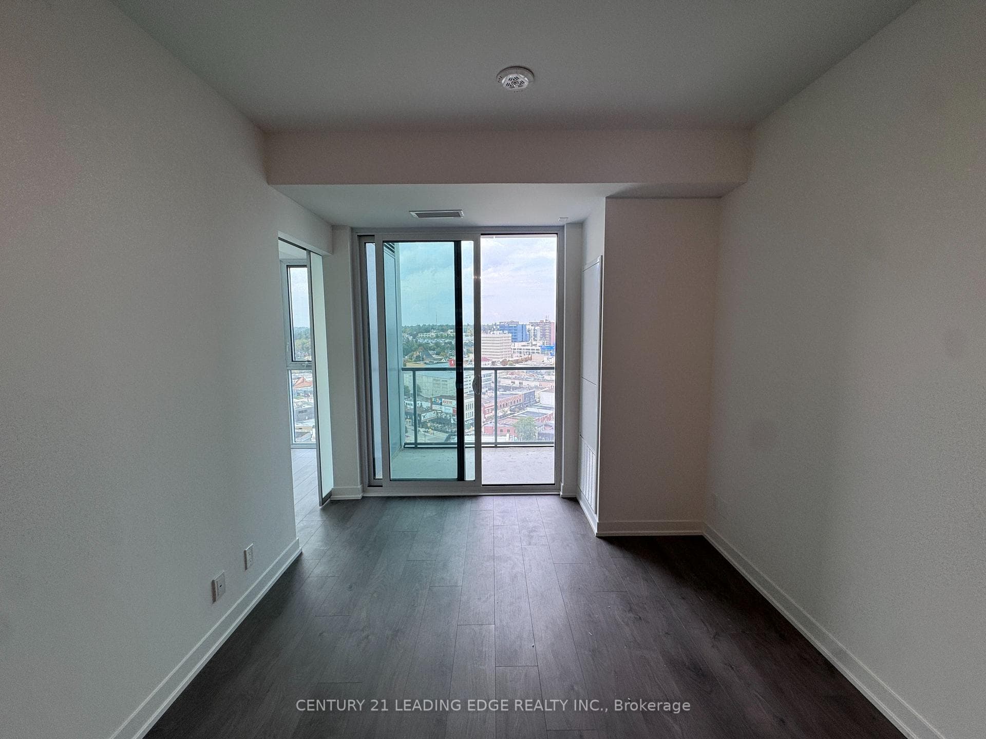 39 Mary Street Unit 1606 photo 17