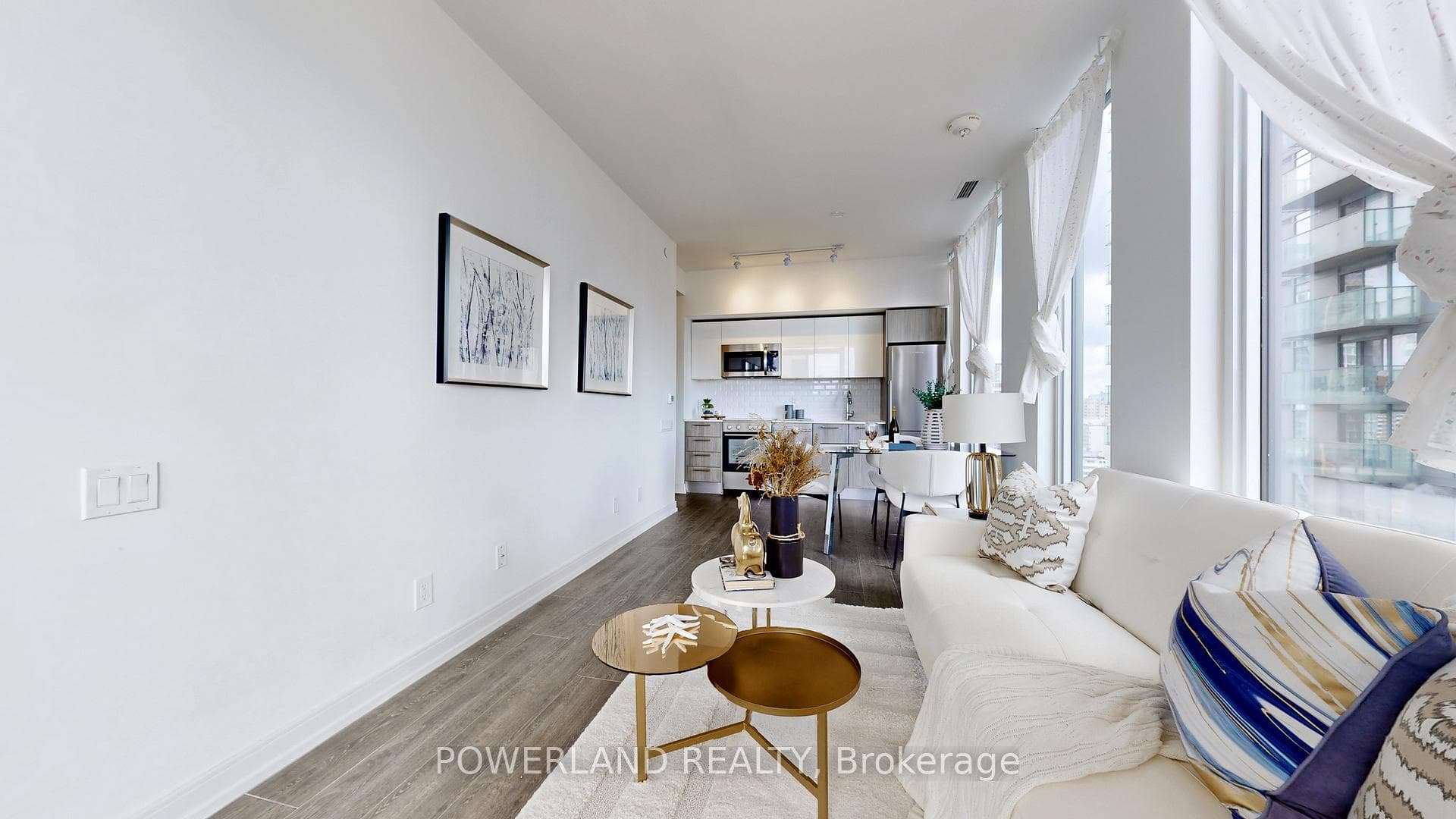 28 Wellesley Street Unit 2304 photo 11