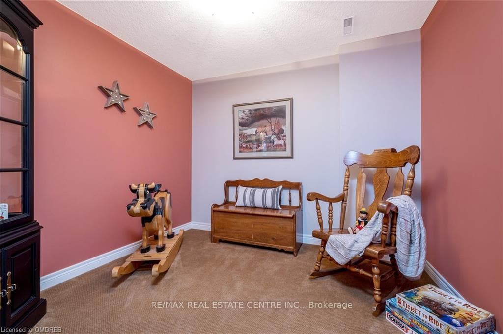 35 Karendale Crescent photo 33