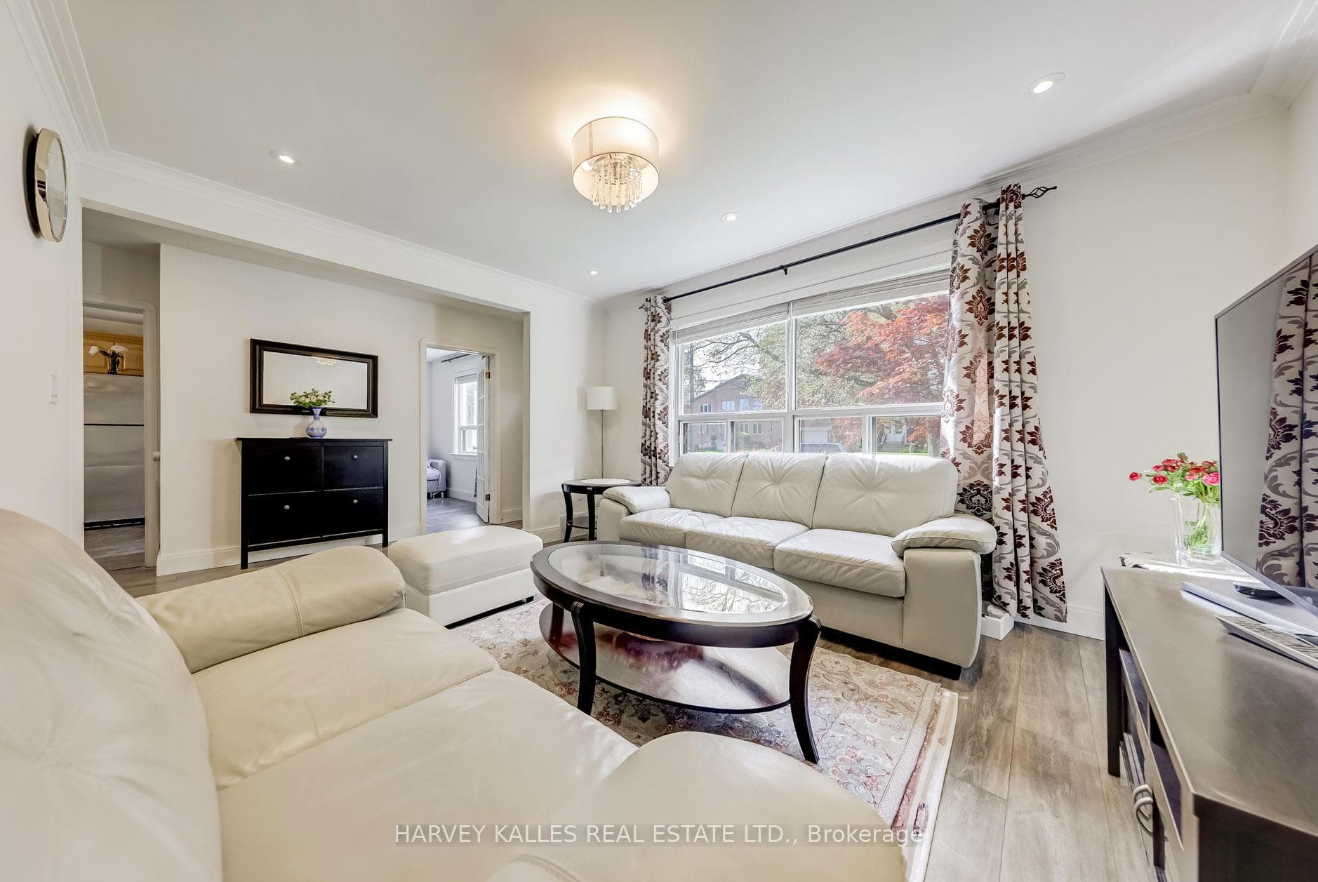 103 Centre Avenue photo 7