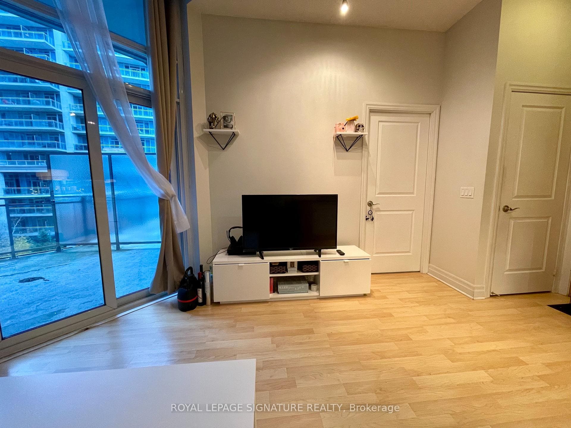58 Marine Parade Drive Unit 429 photo 6