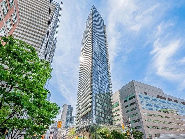 832 Bay Street Unit 2406 photo 1