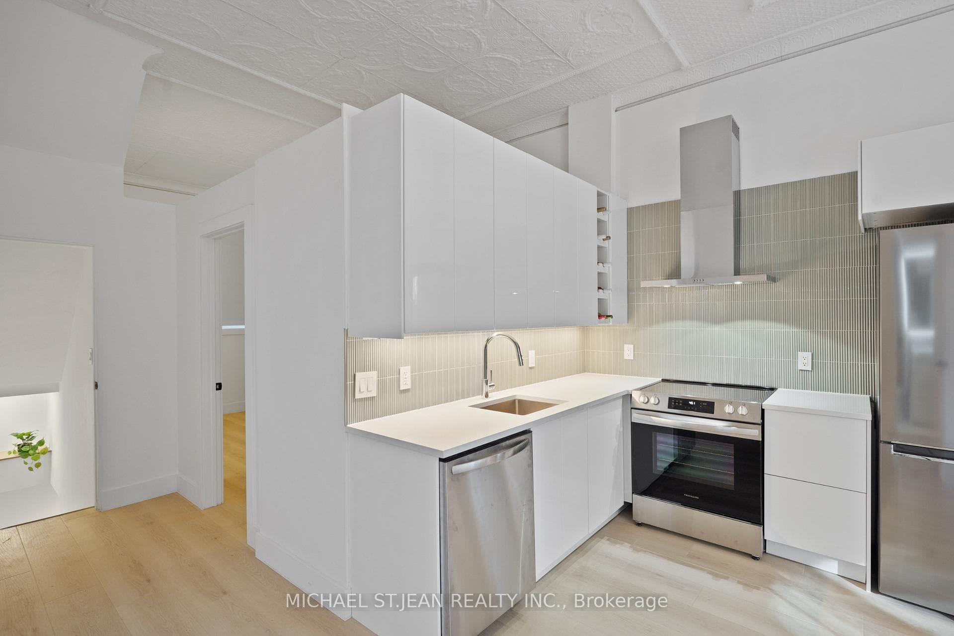 30 Jones Street Unit 1 photo 6