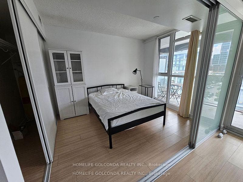 85 Queens Wharf Road Unit 719 photo 6
