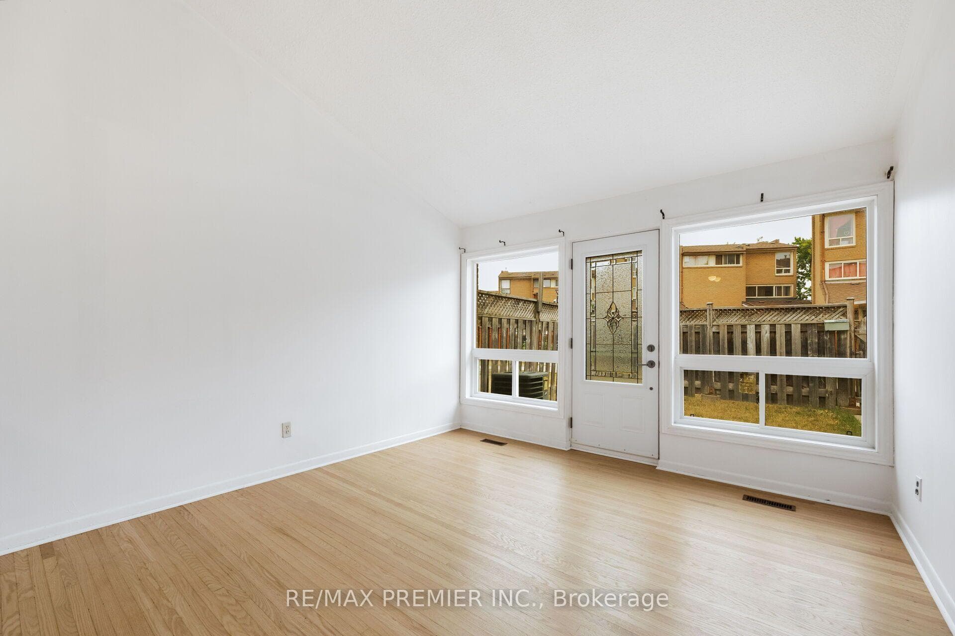 248 John Garland Boulevard Unit 82 photo 6