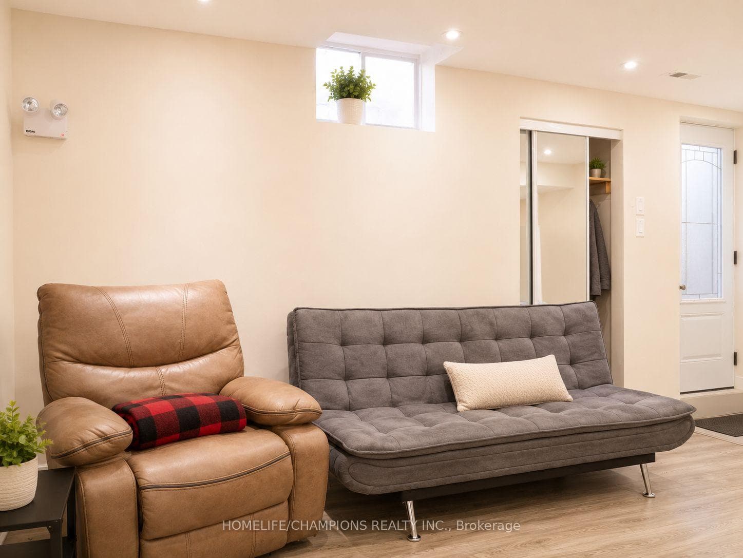 14 Benmore Crescent photo 25