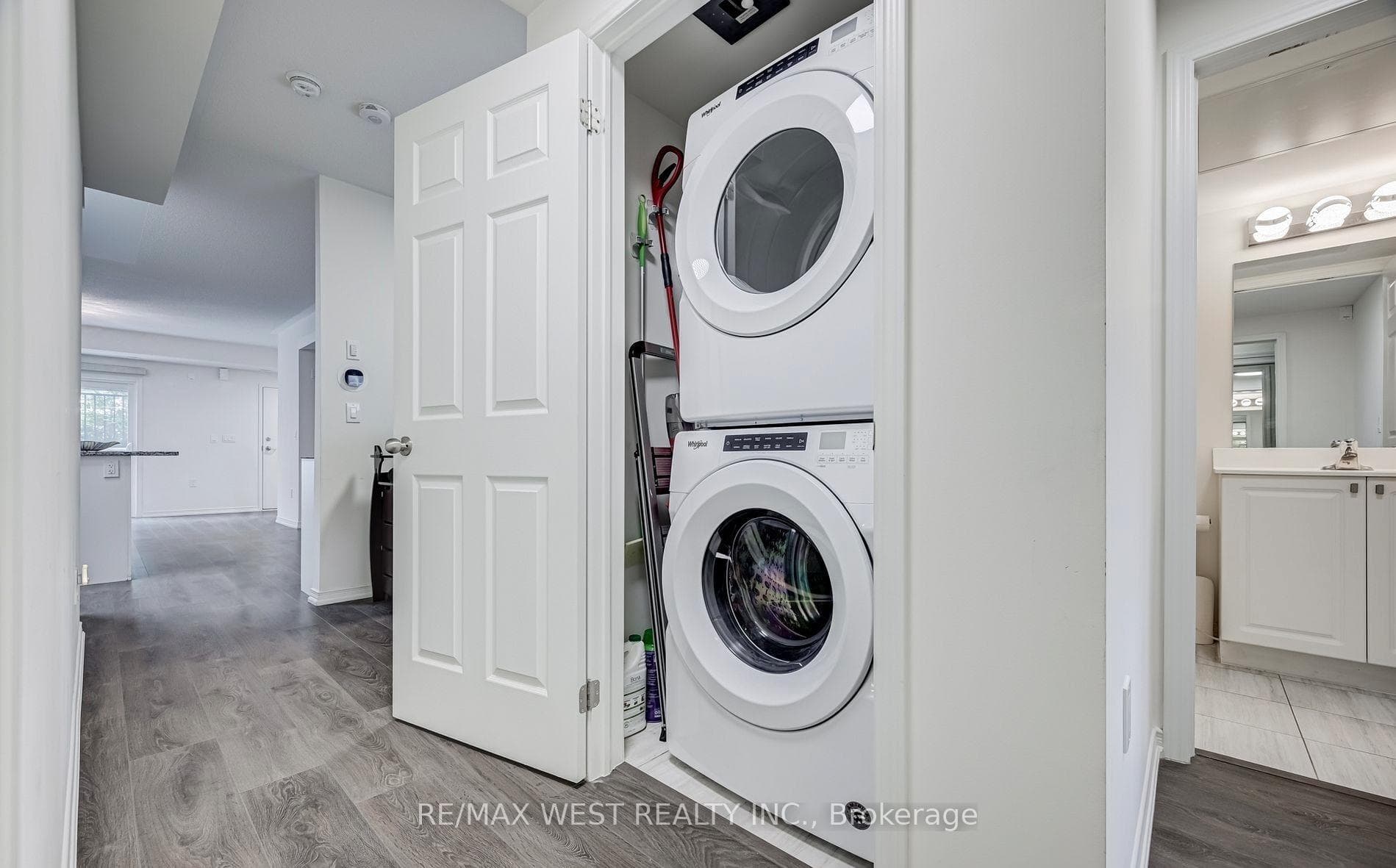 510 Kingbird Grove Unit 118 photo 10