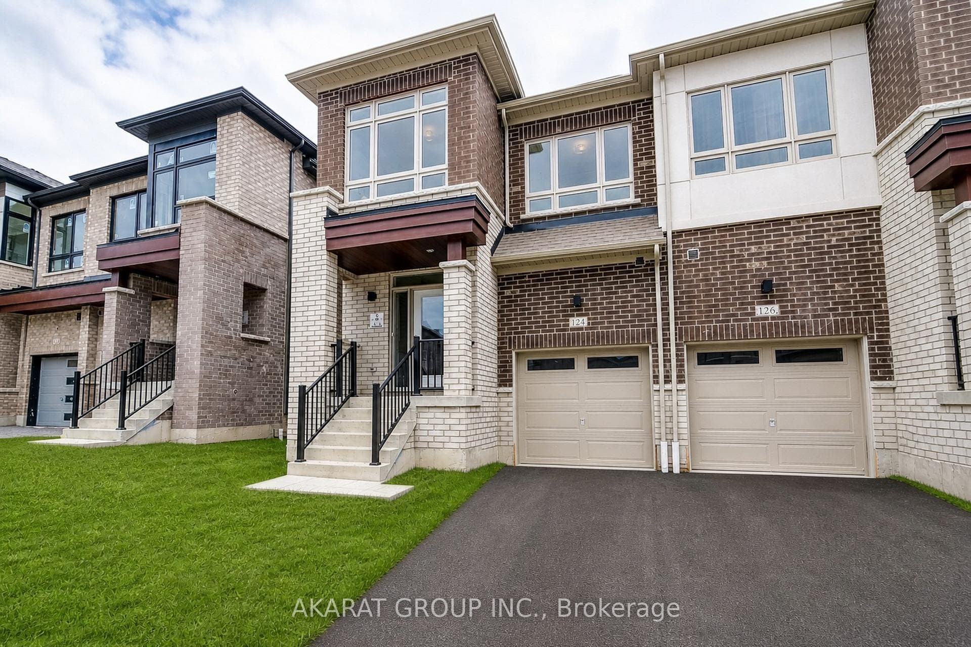 124 Armilia Place photo 2