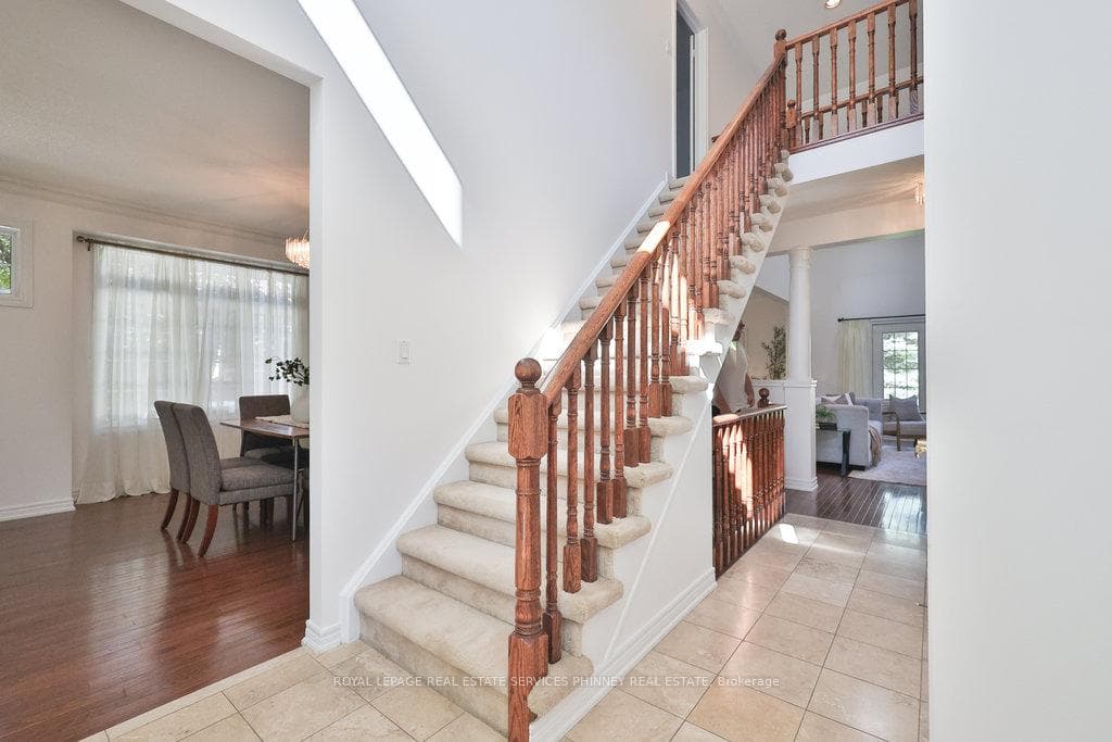2165 Stavebank Road Unit 27 photo 6
