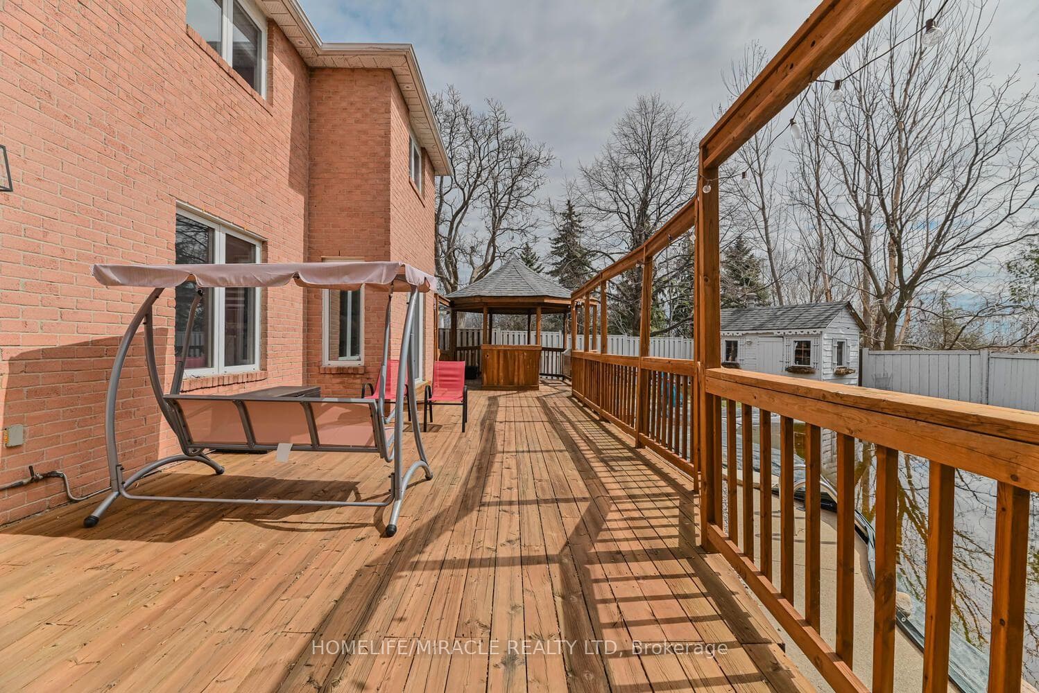 32 Plover Place photo 30