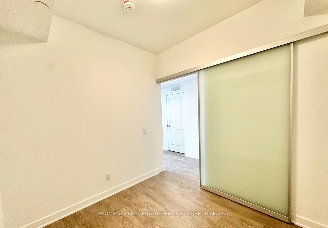 543 Richmond Street Unit 1116 photo 15