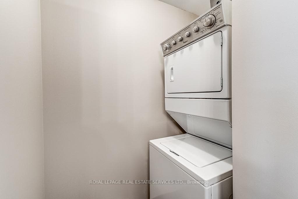 2490 Old Bronte Road Unit 503 photo 20