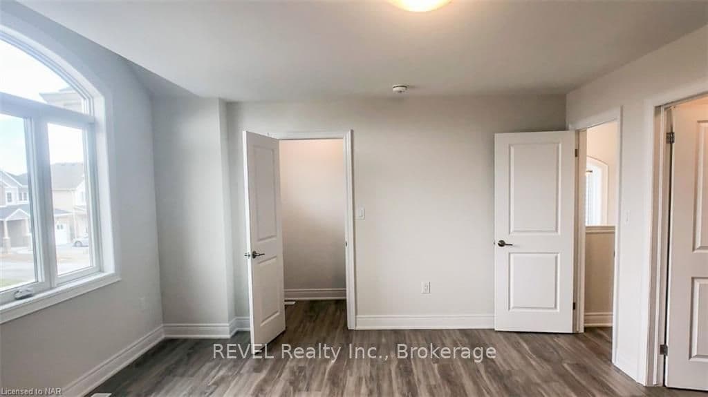 7458 JONATHAN Drive Unit MAIN photo 36