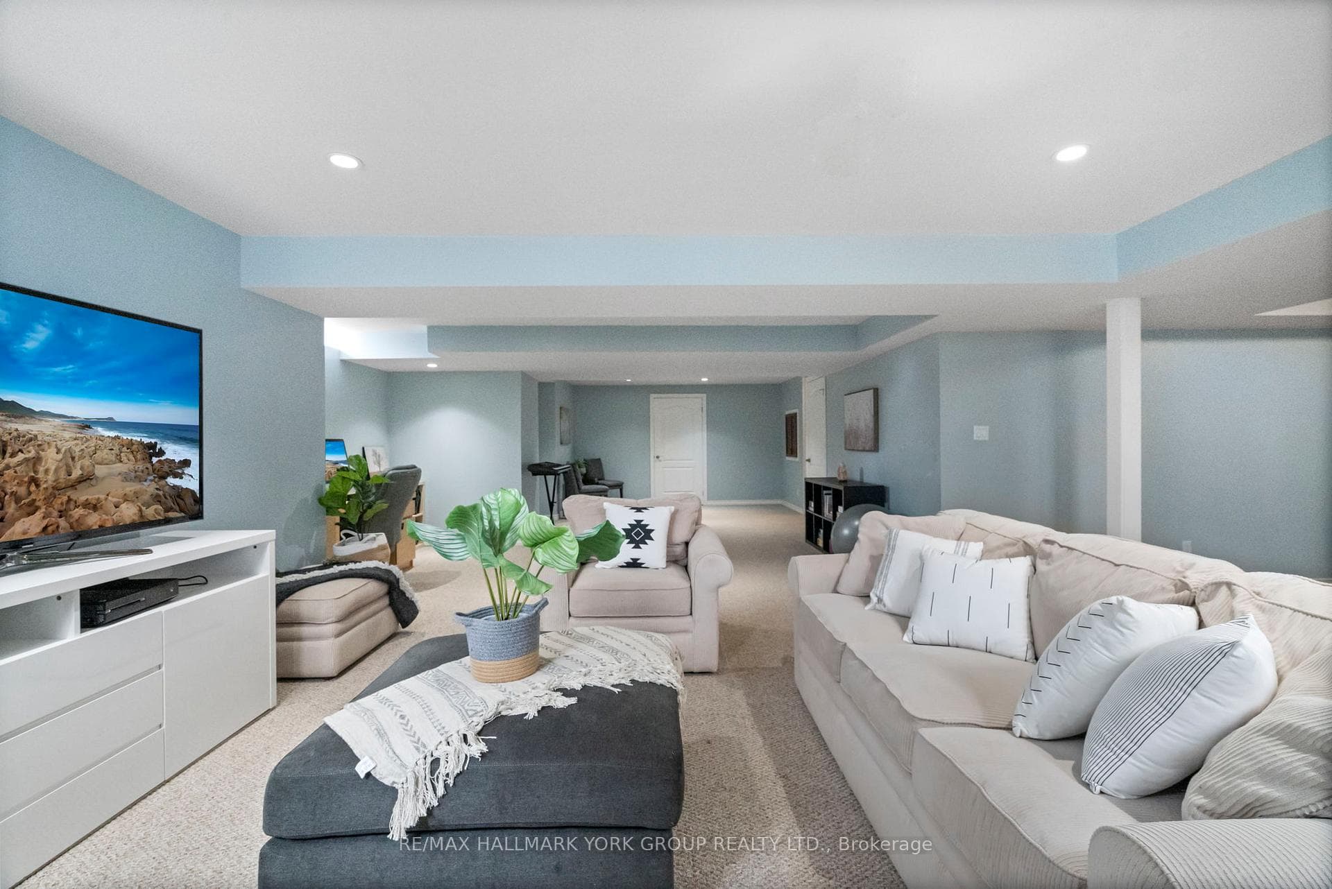 2 Turner Drive photo 35