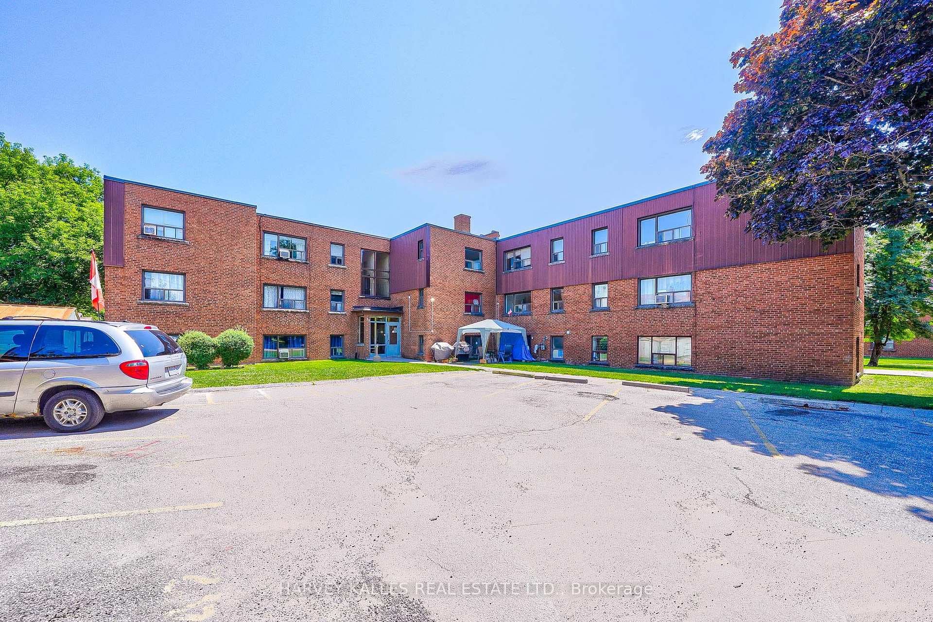33 Glen Everest Road Unit 11 photo 1