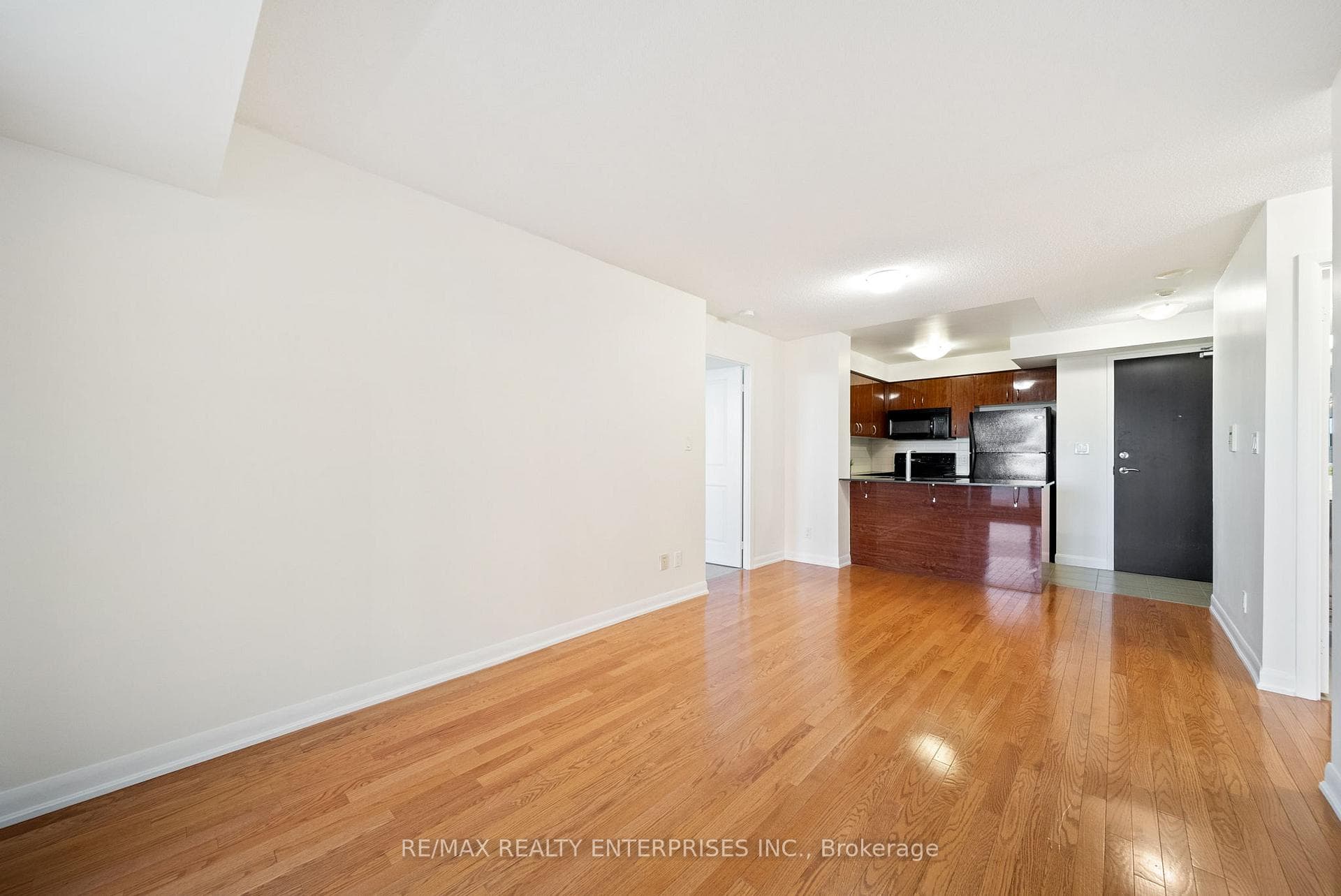 5791 Yonge Street Unit 808 photo 8