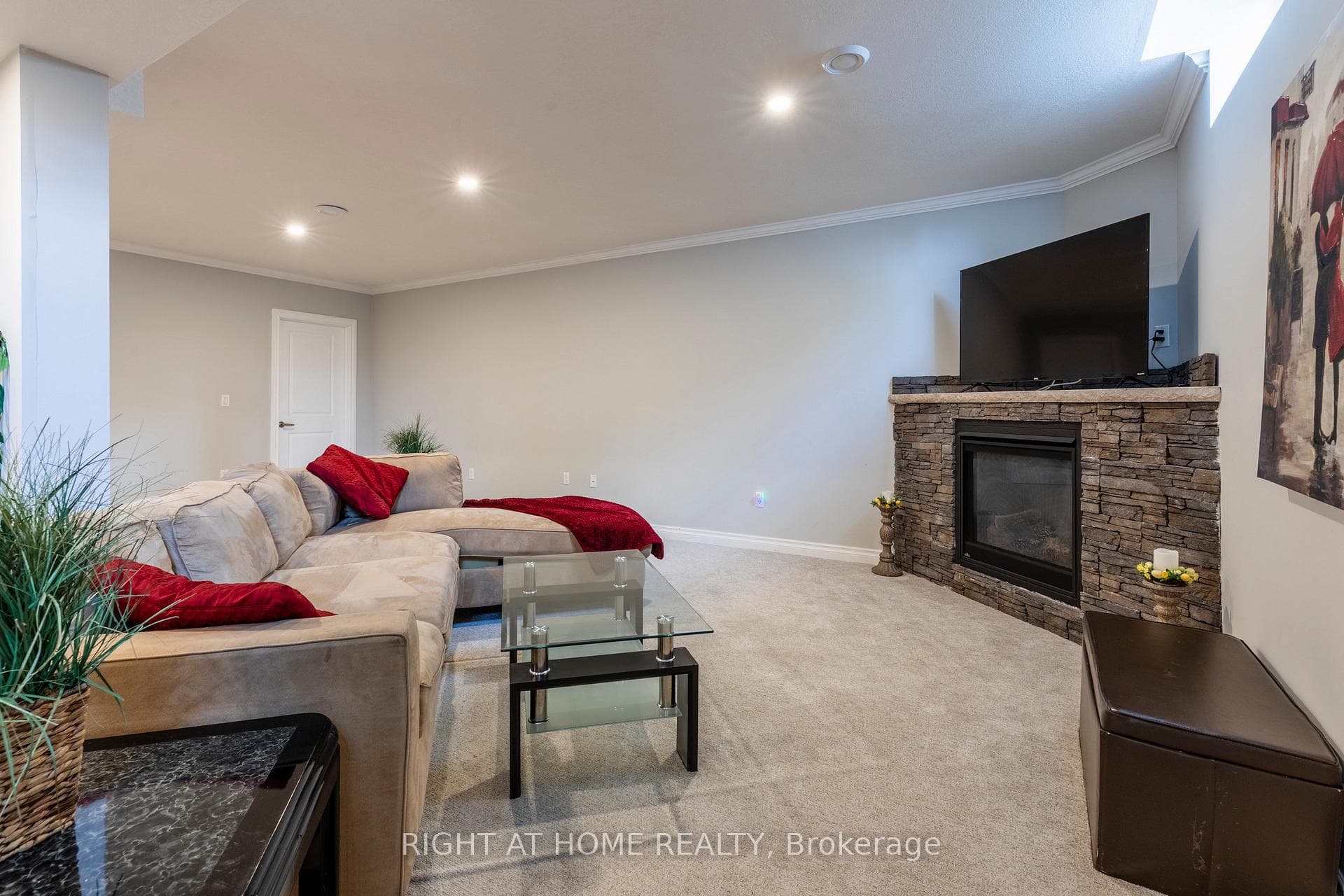6 Bluenose Drive photo 36