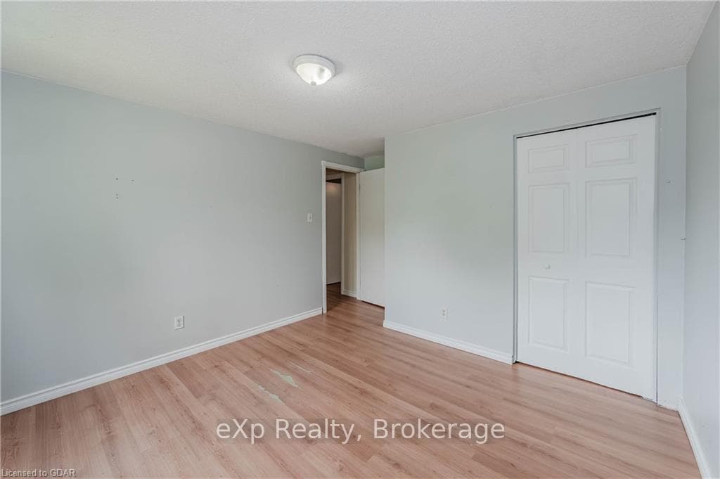 30 GATEWAY Drive photo 21