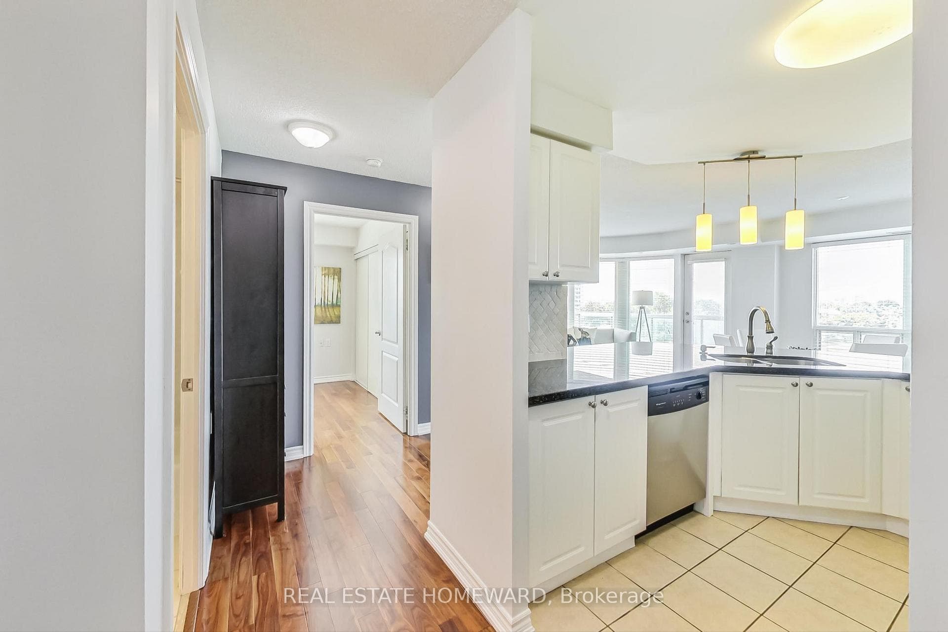 1030 Sheppard Avenue Unit 513 photo 4