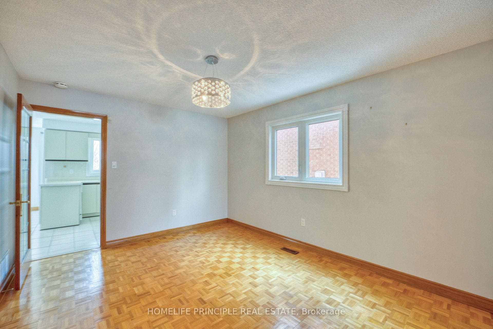 57 Cabaletta Crescent photo 11